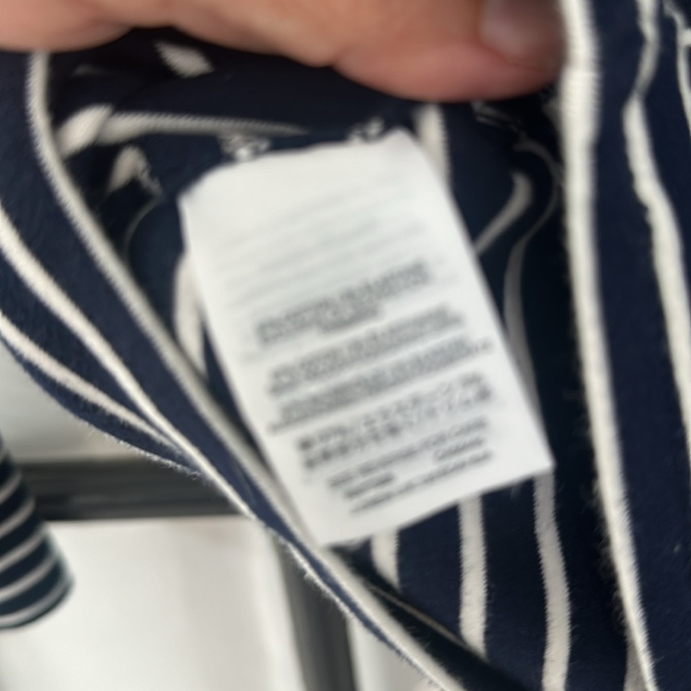 J.Crew cropped off shoulder striped top 🌿 - Picture 5 of 5